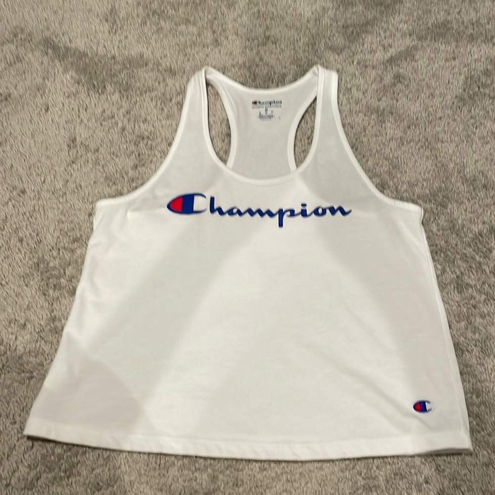 Champion tank size M